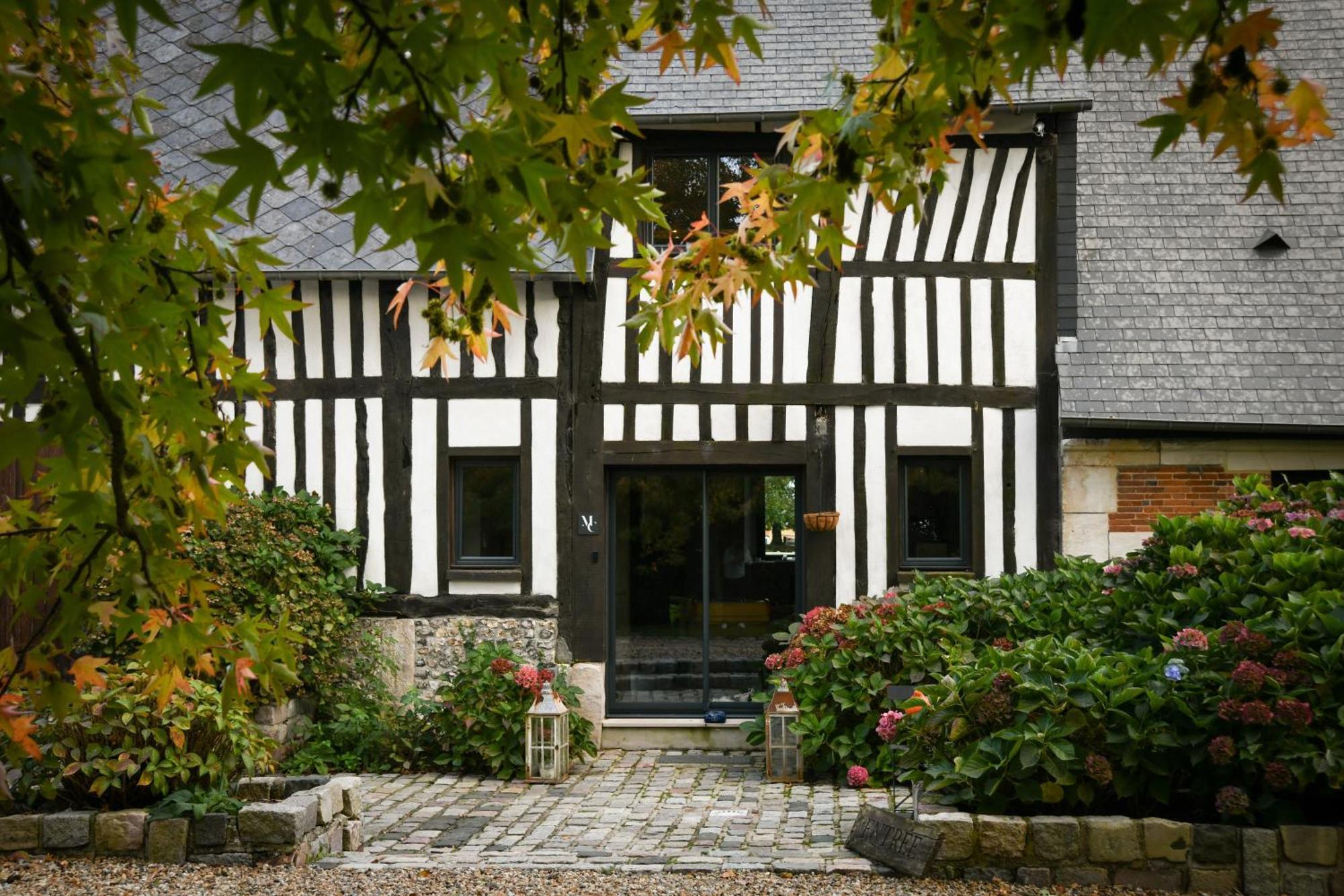 Отель Le Manoir De La Campagne Yebleron Экстерьер фото